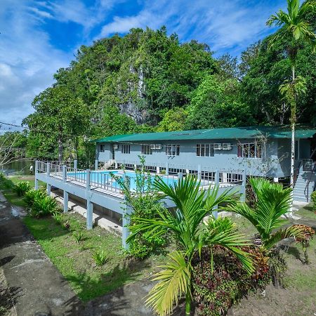 Benarat Lodge Mulu Exterior photo